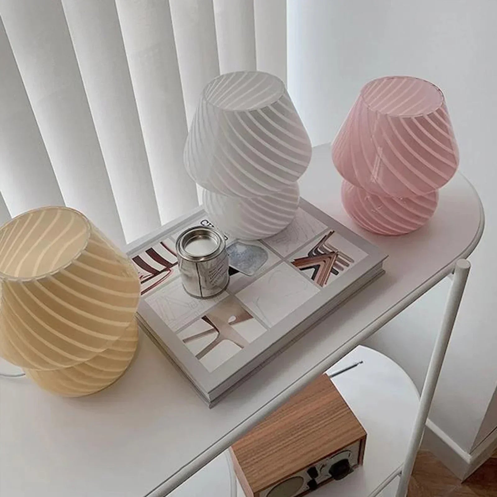 Vase Table Lamp
